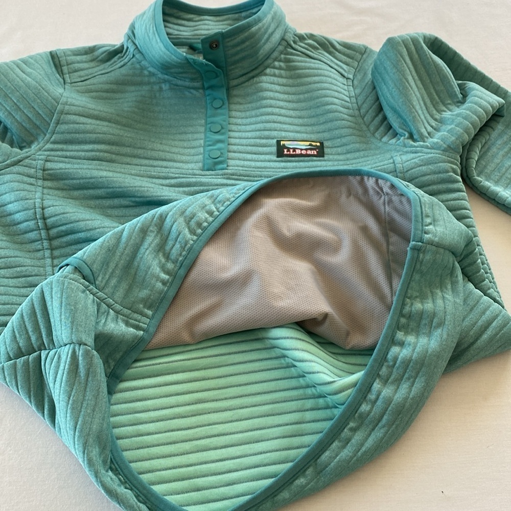 L.L Bean Women's Teal Airlight Knit Pullover Shacket. - Picture 10 of 12